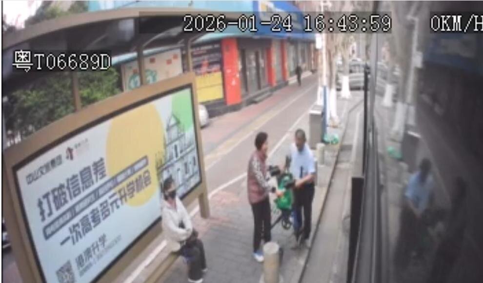 致敬最美&ldquo;公交人&rdquo;！ 这些暖心瞬间传递公交正能量