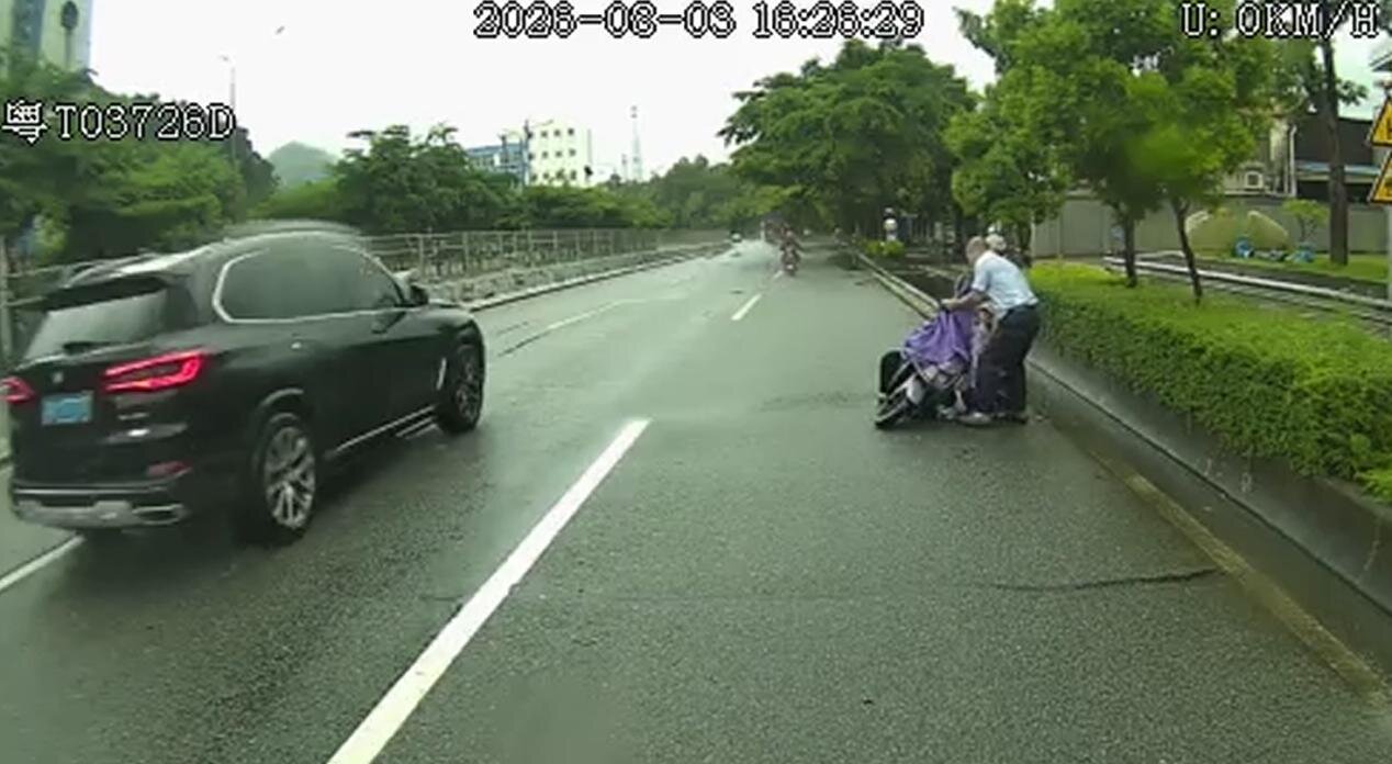 中山公交驾驶员两日连伸援手，以善行义举礼遇城市文明