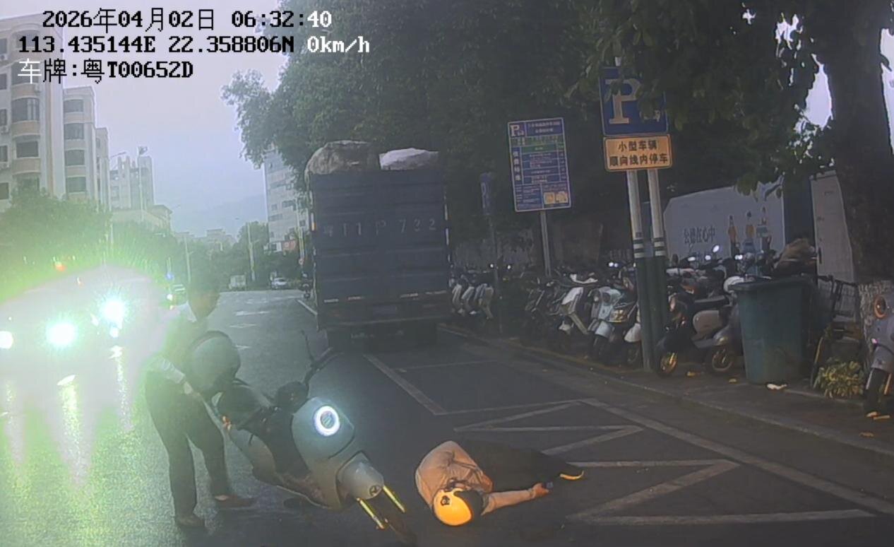 路遇危难伸援手，中山公交驾驶员显担当