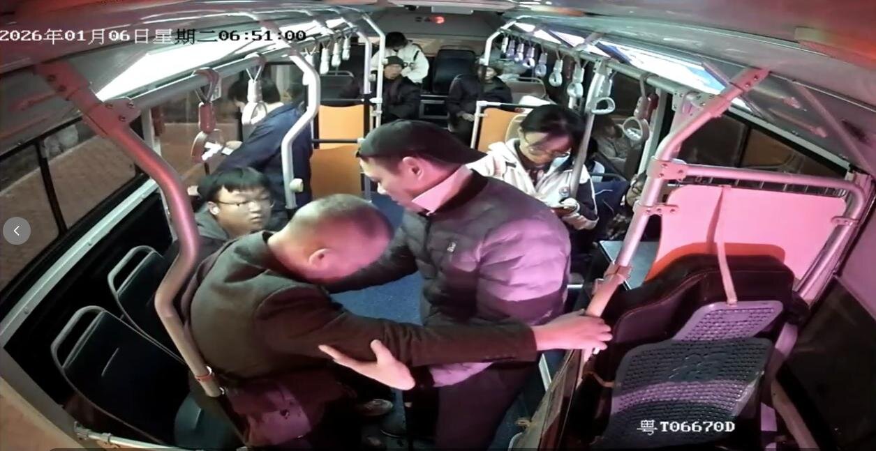 暖心善举频现车厢，中山公交人传递城市温情