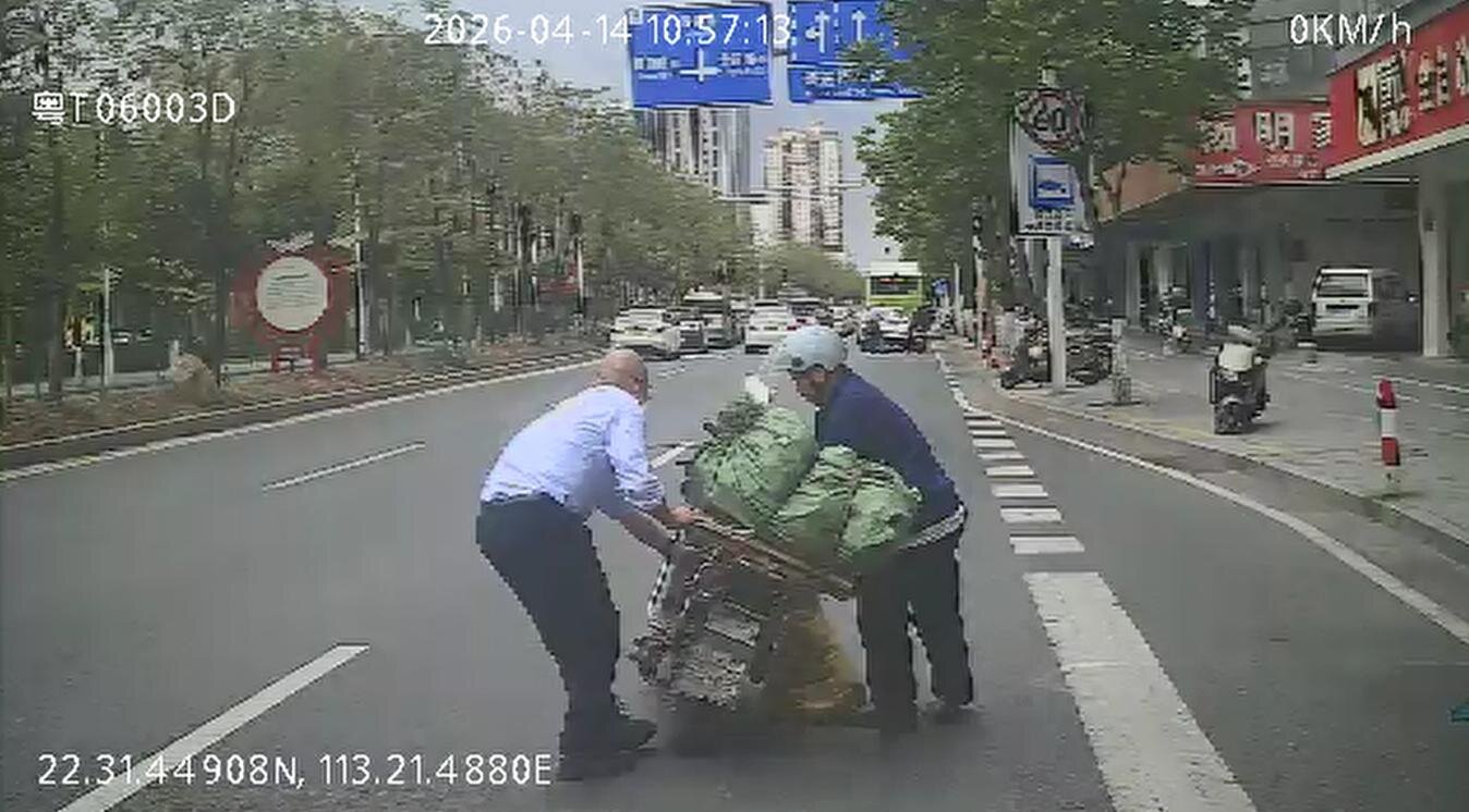 善举频涌现，文明暖人心